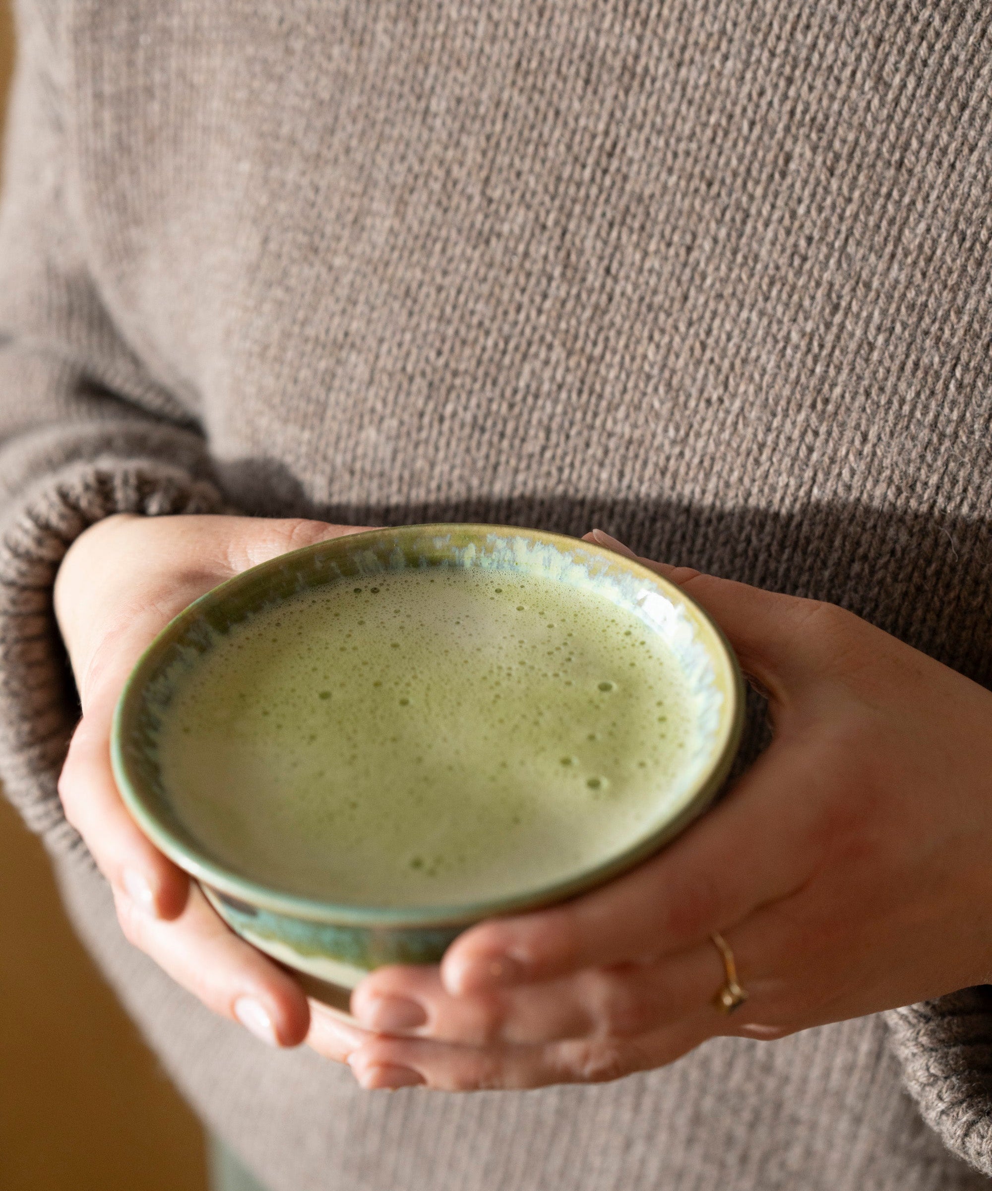 Et roligt eftermiddagsritual med matcha – også når hverdagen er travl.